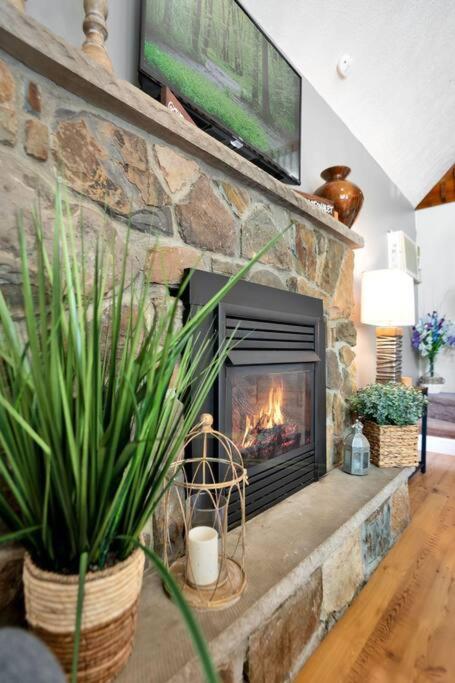 The Sage Chalet In Emerald Lakes, Poconos! Long Pond Kültér fotó